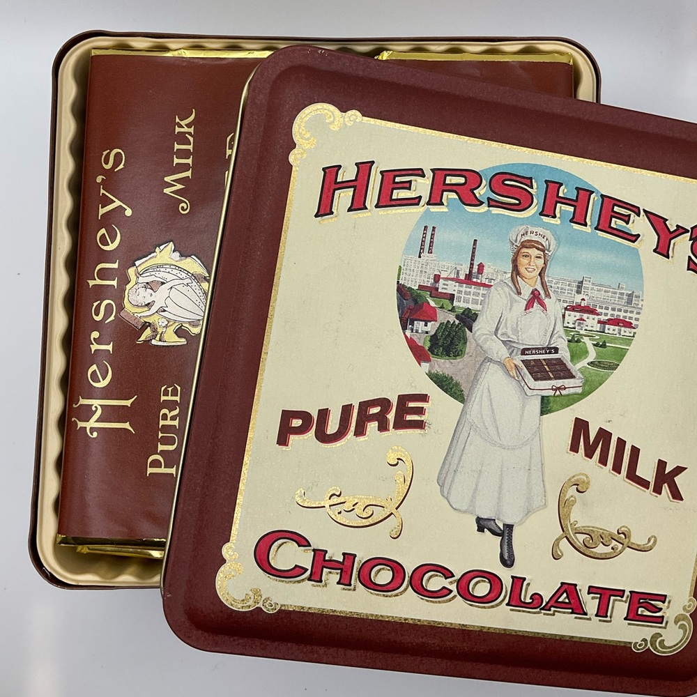1992 Vintage Hershey's Pure Milk Chocolate Tin